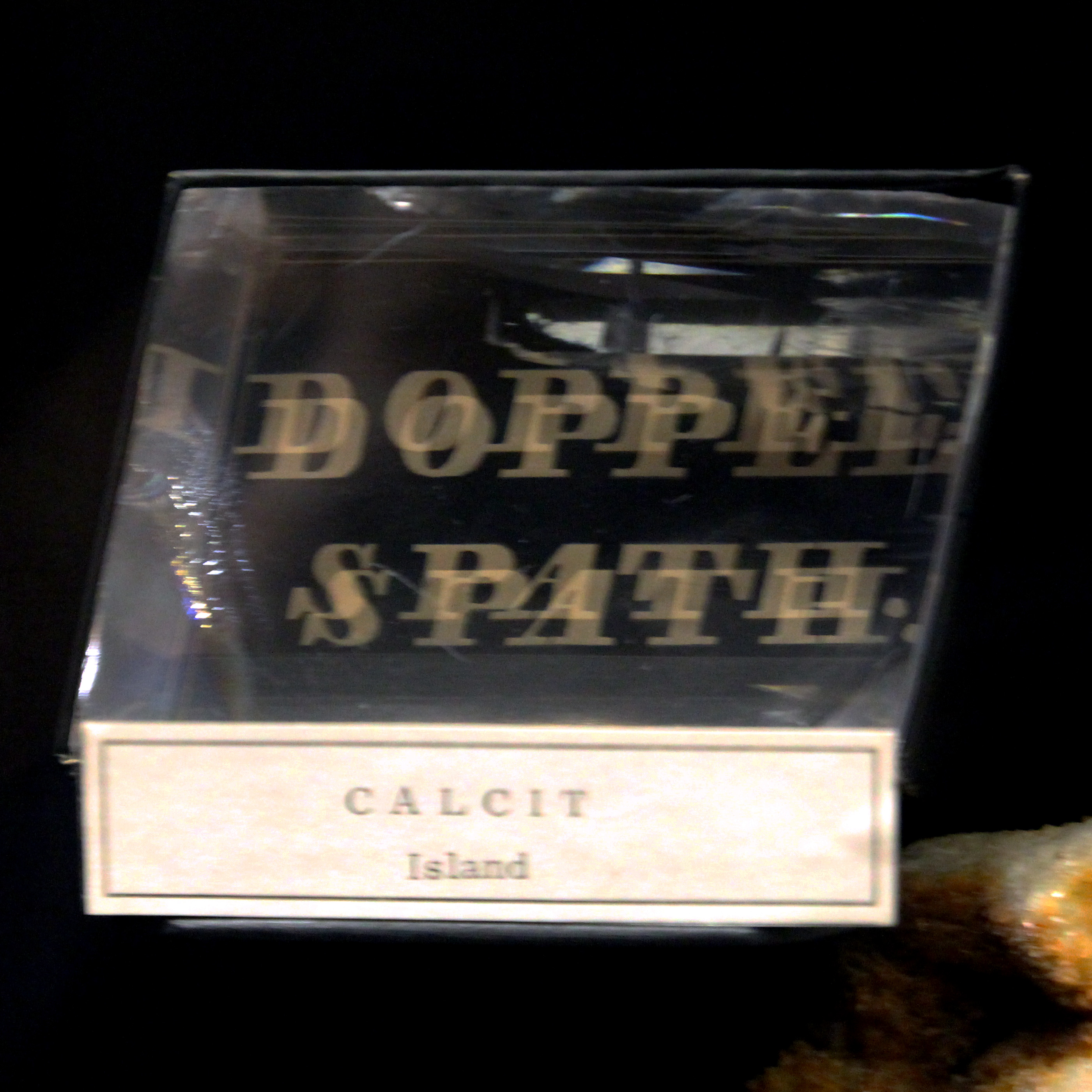 Calcite specimen. Naturhistorisk Museum Wien. 2013.